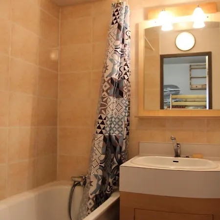 Apartmán Glaciers - Location: Pour 4 Personnes Avec Balcon Sud Ouest Dans Un Quartier Jeune Et Anime Mae-9085 Val Thorens